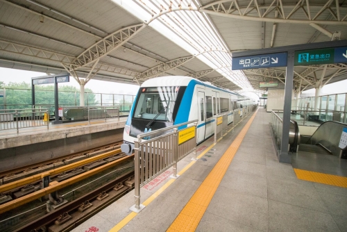 千庫網(wǎng)_軌道交通鐵路軌道列車_攝影圖編號(hào)1358275(1)_副本.jpg